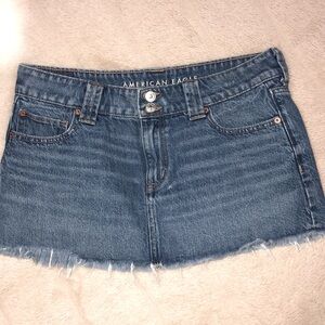 SUPER CUTE AEO 🔥 Jean Skirt 🔥